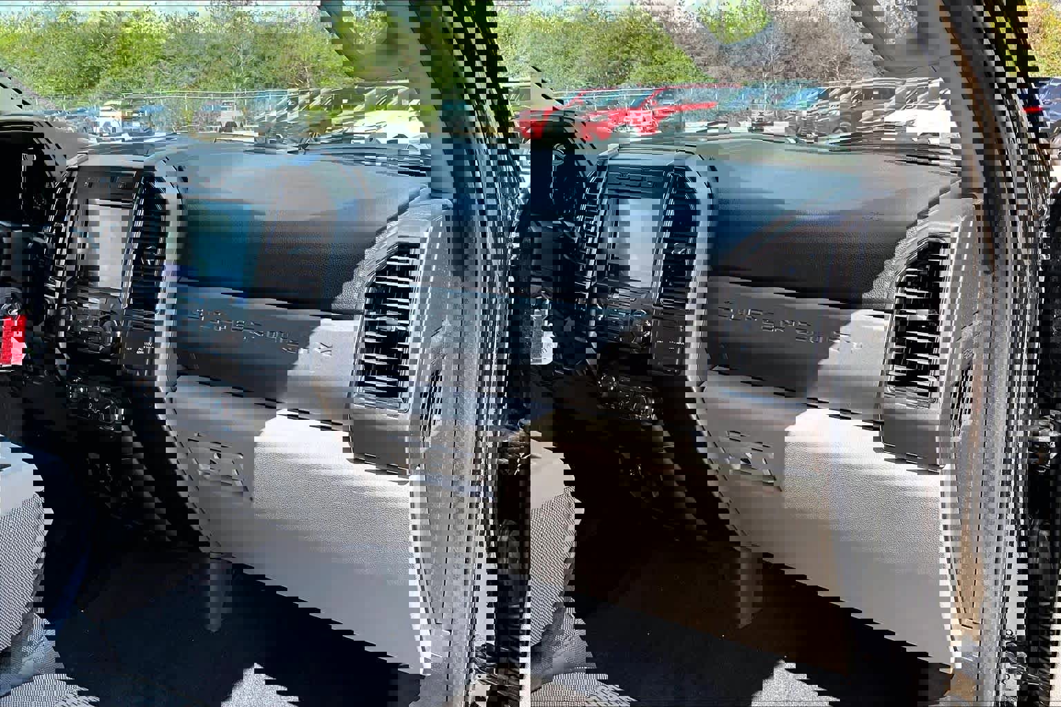 Used 2020 Ford F250 XLT image 19