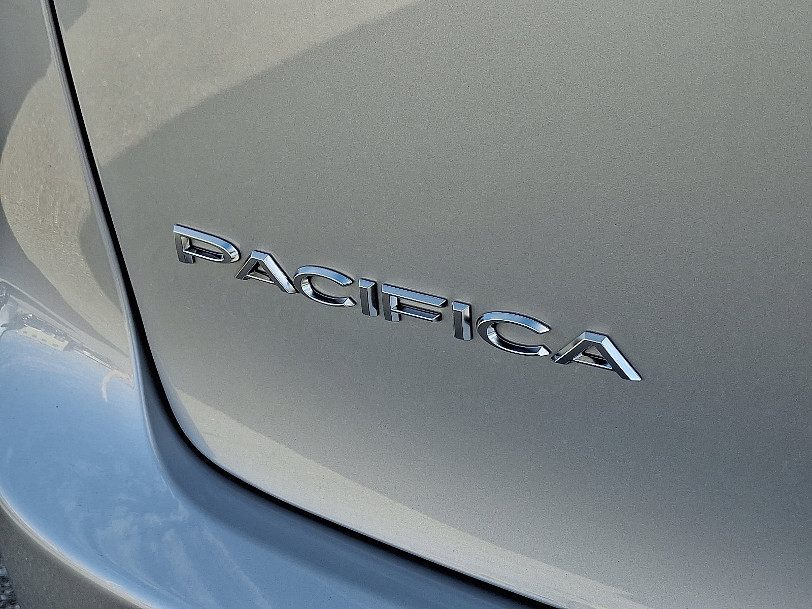 New 2026 Chrysler Pacifica Pinnacle image 5