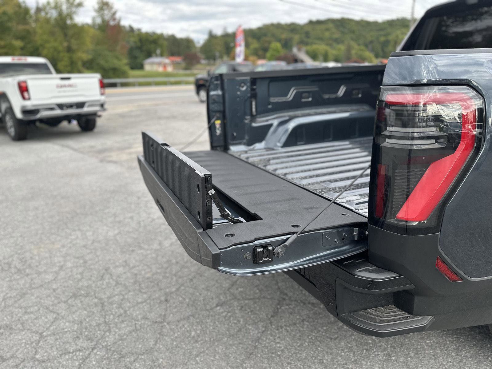 New 2026 GMC Sierra EV Elevation image 34