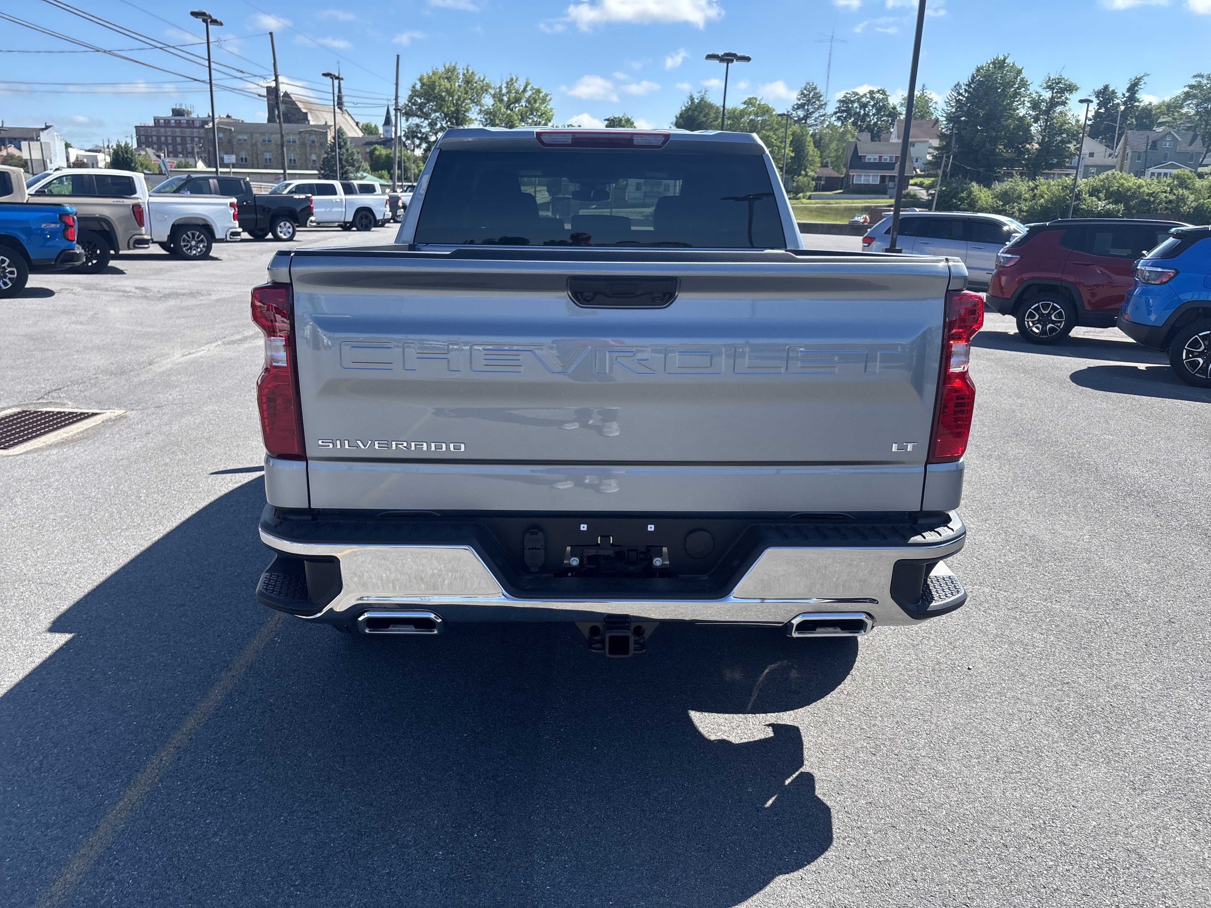 New 2026 Chevrolet Silverado 1500 LT w/ Z71 Off-Road Package AWD/4WD image 13
