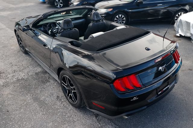 Used 2018 Ford Mustang Premium RWD image 8