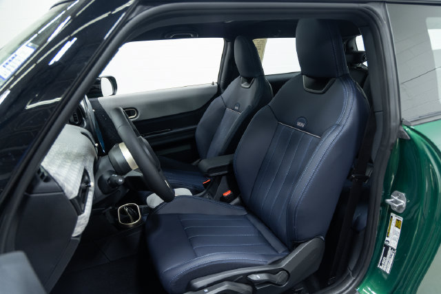 Certified 2026 MINI Cooper S FWD image 21