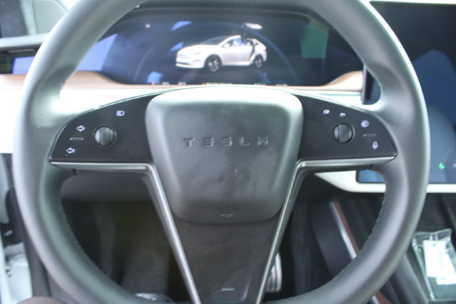 Used 2024 Tesla Model X AWD/4WD image 14