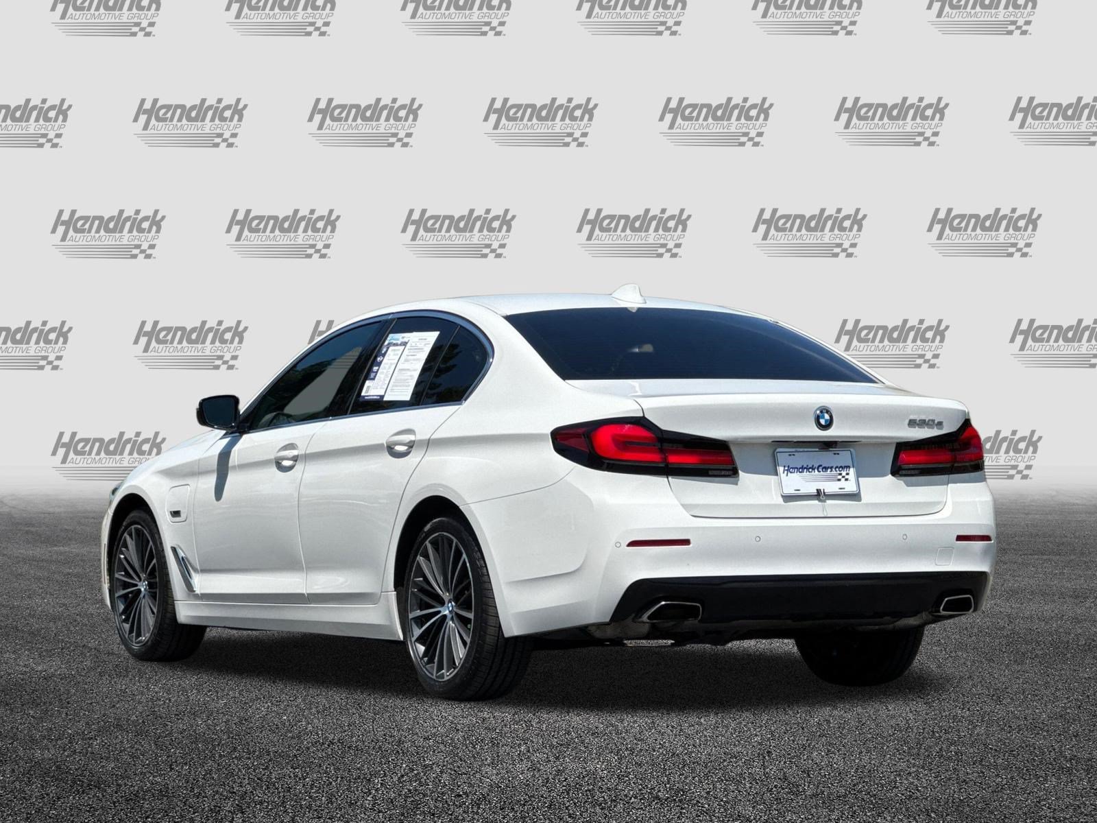 Used 2023 BMW 530e RWD image 7
