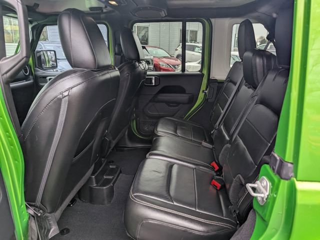 Used 2018 Jeep Wrangler Unlimited Sahara w/ Dual Top Group image 9