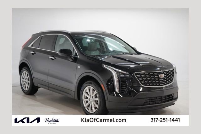 Used 2023 Cadillac XT4 Luxury w/ Cold Weather Package image 1