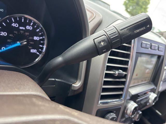 Used 2017 Ford F450 King Ranch w/ King Ranch Ultimate Package AWD/4WD image 26