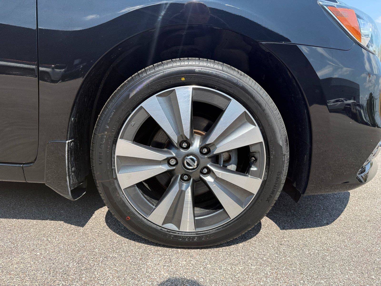 Used 2018 Nissan Sentra SL w/ Protection Package FWD image 30