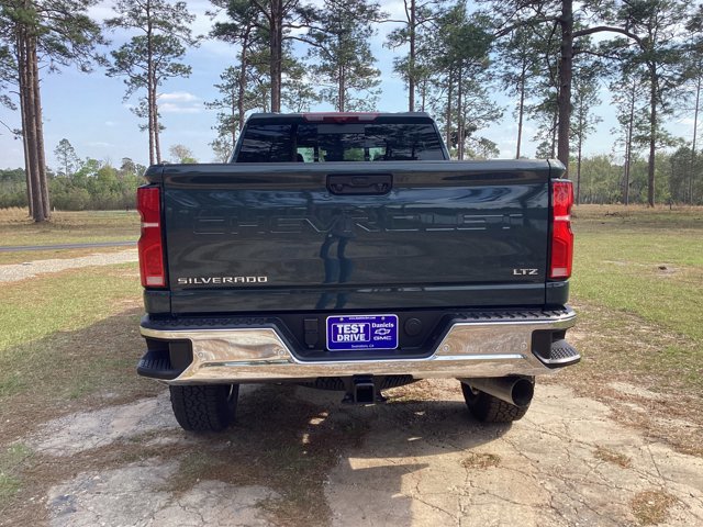 New 2026 Chevrolet Silverado 2500 LTZ w/ LTZ Premium Package image 3