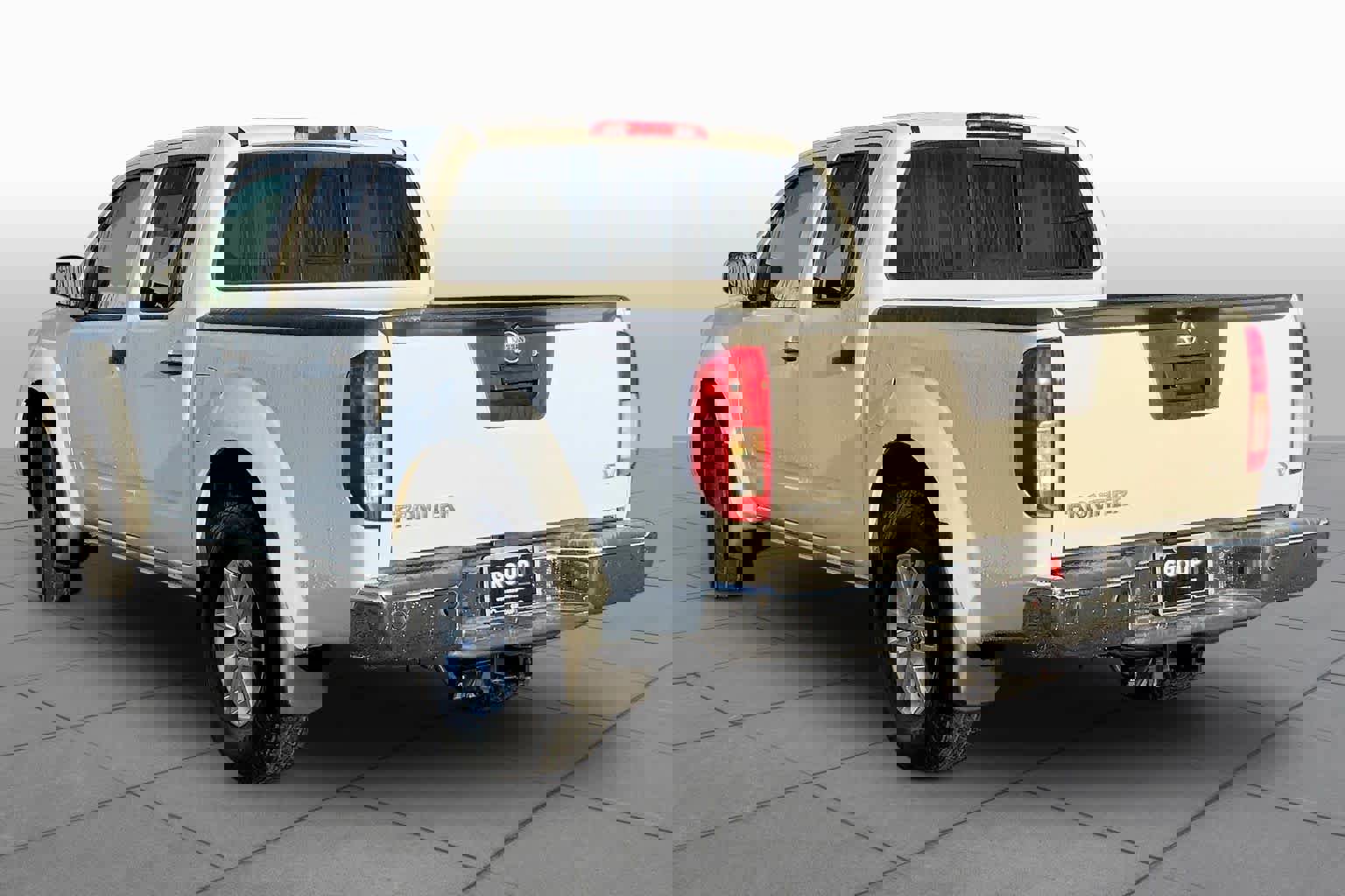 Used 2016 Nissan Frontier SV w/ SV Value Truck Package image 12