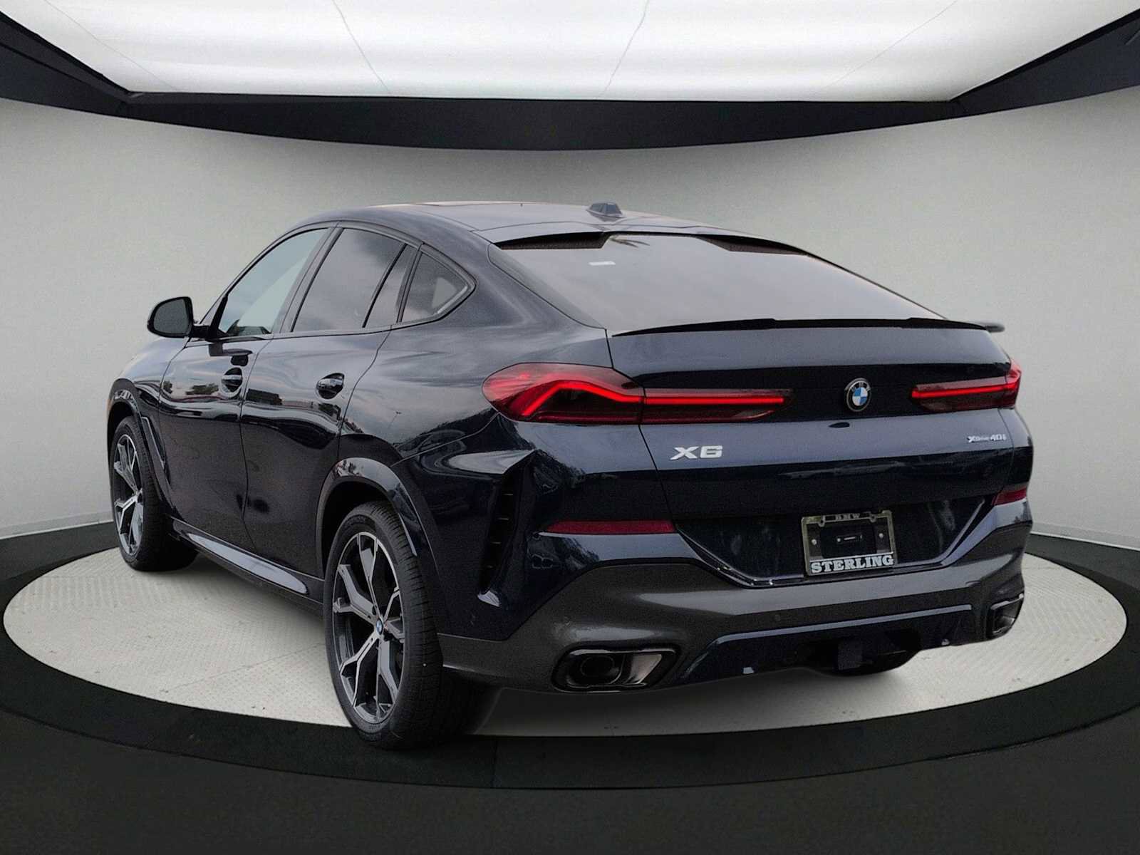 New 2026 BMW X6 xDrive40i w/ Climate Comfort Package image 6