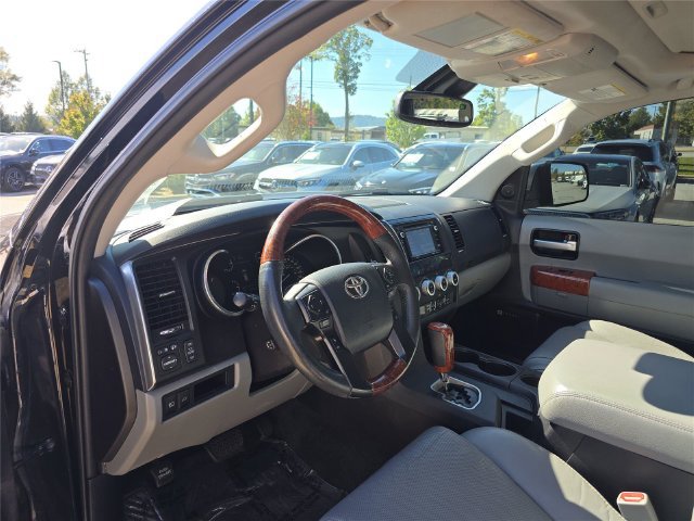 Used 2018 Toyota Sequoia Platinum RWD image 21