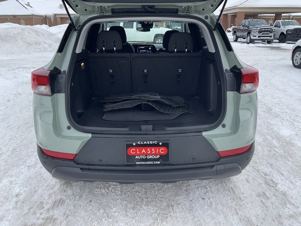 Used 2025 Chevrolet TrailBlazer LS w/ LS Convenience Package image 13