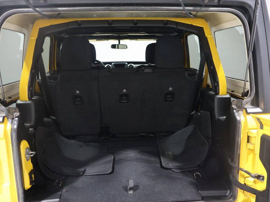 Used 2021 Jeep Wrangler Unlimited Sahara image 21