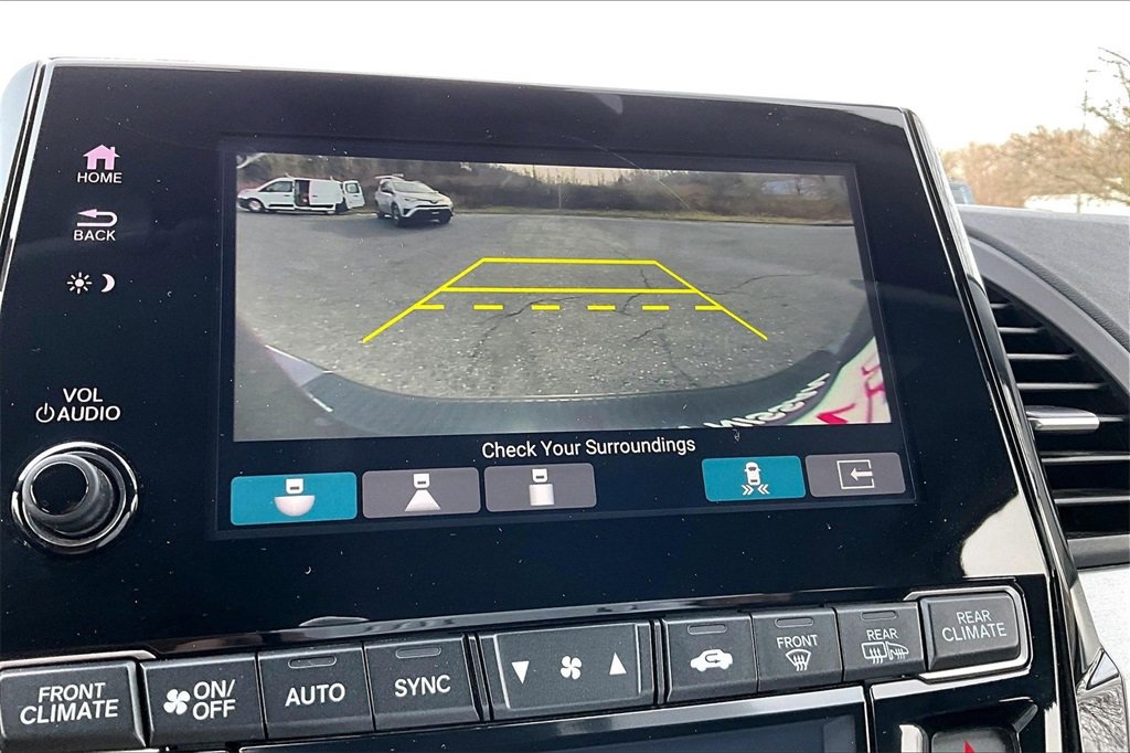 Used 2023 Honda Odyssey Touring image 13