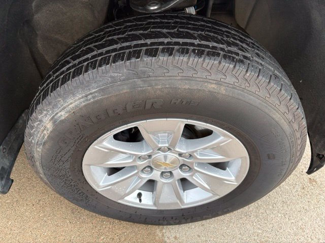 Used 2023 Chevrolet Silverado 1500 W/T w/ WT Value Package AWD/4WD image 19