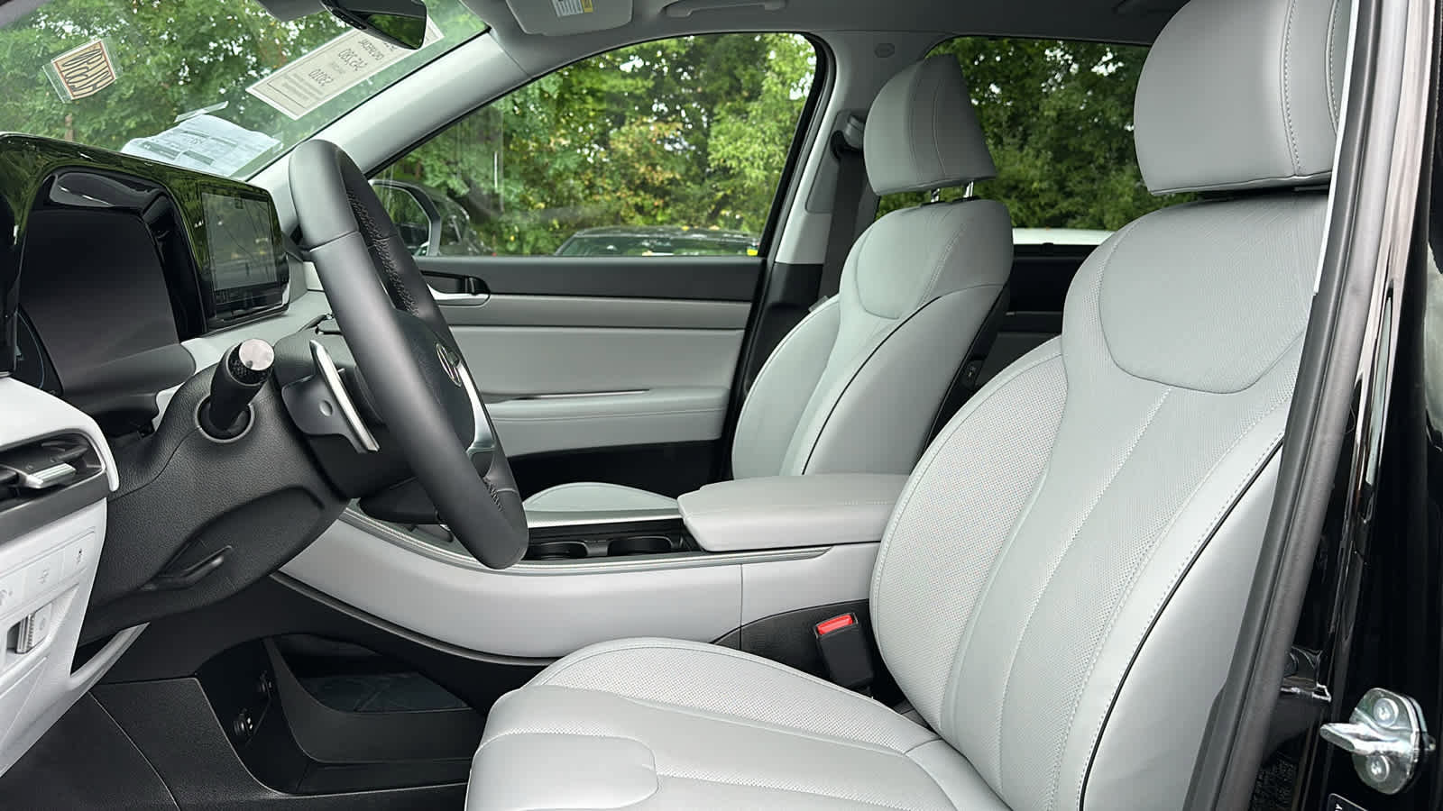 Used 2025 Hyundai Palisade SEL image 12