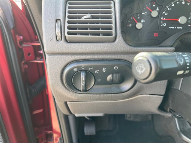 Used 2003 Ford Explorer XLT image 28