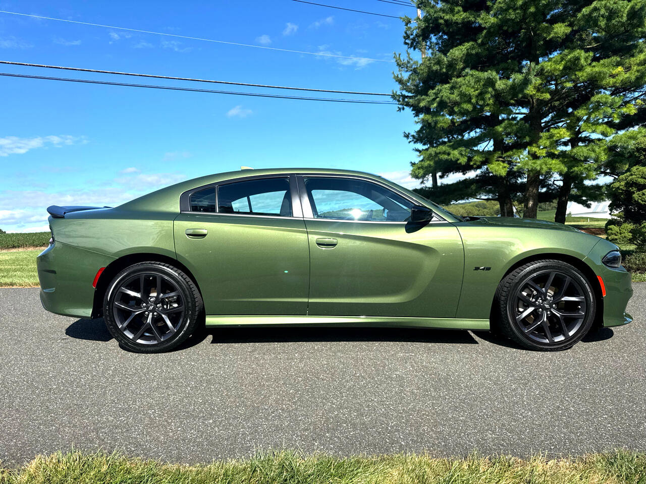 Used 2023 Dodge Charger R/T w/ Blacktop Package image 6