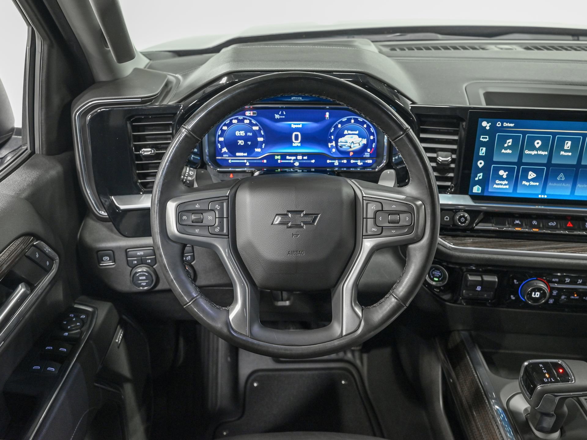 Used 2024 Chevrolet Silverado 1500 RST w/ Dark Appearance Package AWD/4WD image 17