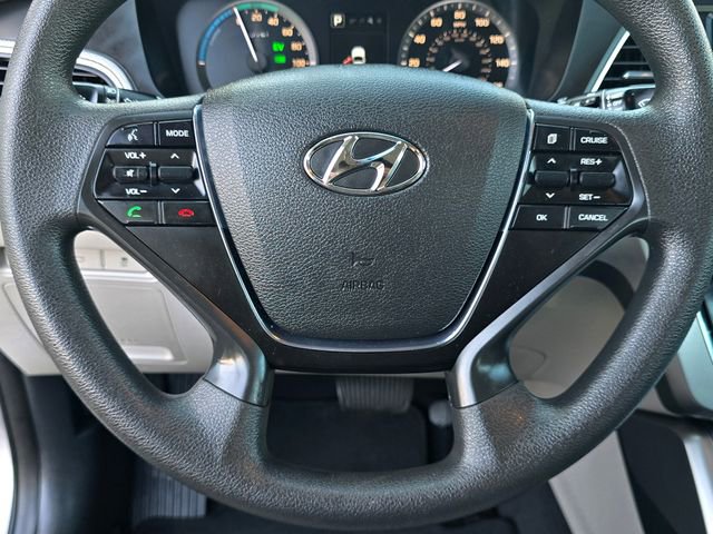 Used 2016 Hyundai Sonata SE FWD image 14