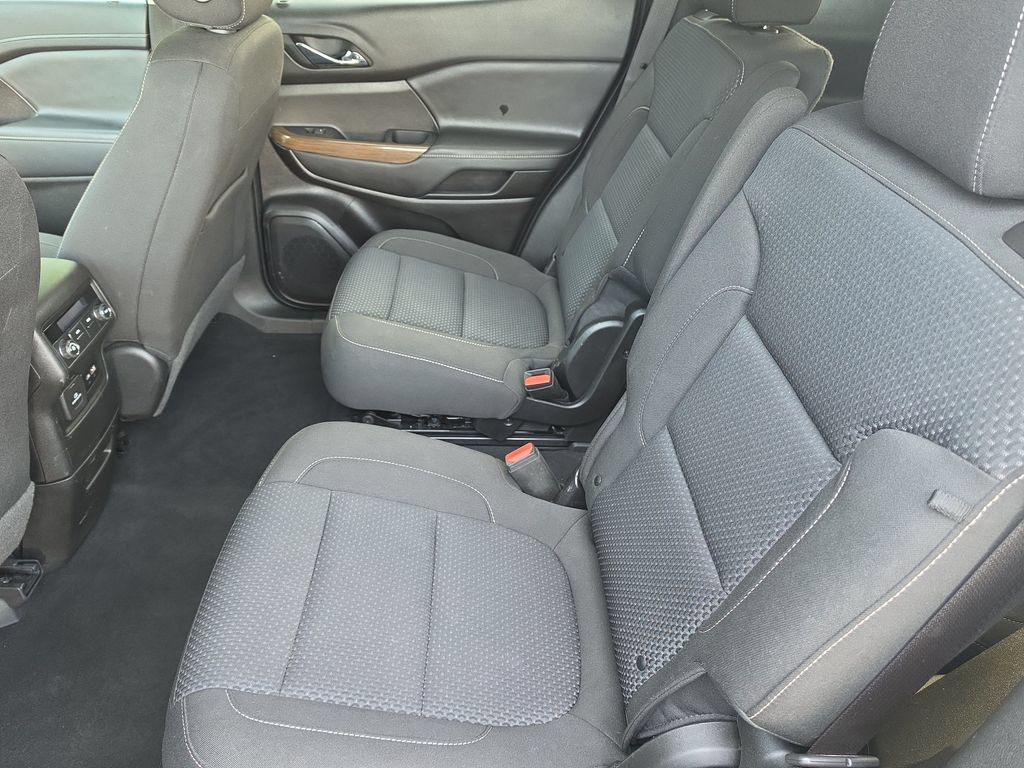 Certified 2023 GMC Acadia SLE w/ Driver Convenience Package AWD/4WD image 15