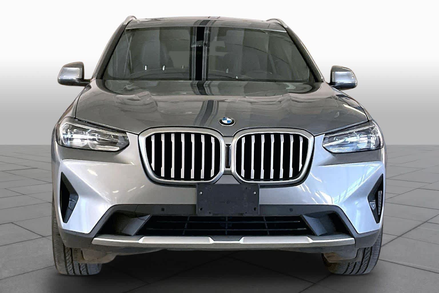 Used 2024 BMW X3 sDrive30i RWD image 3