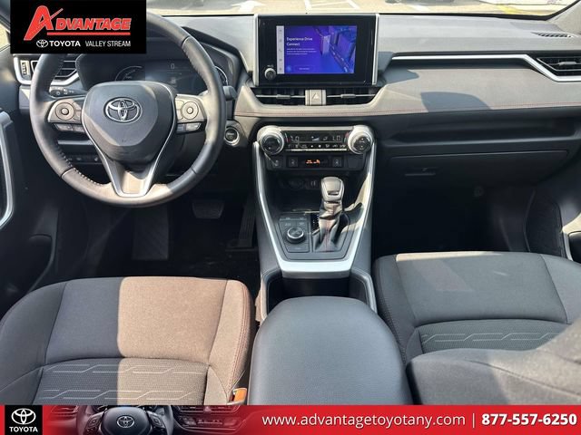 Used 2023 Toyota RAV4 SE w/ Weather & Moonroof Package AWD/4WD image 17