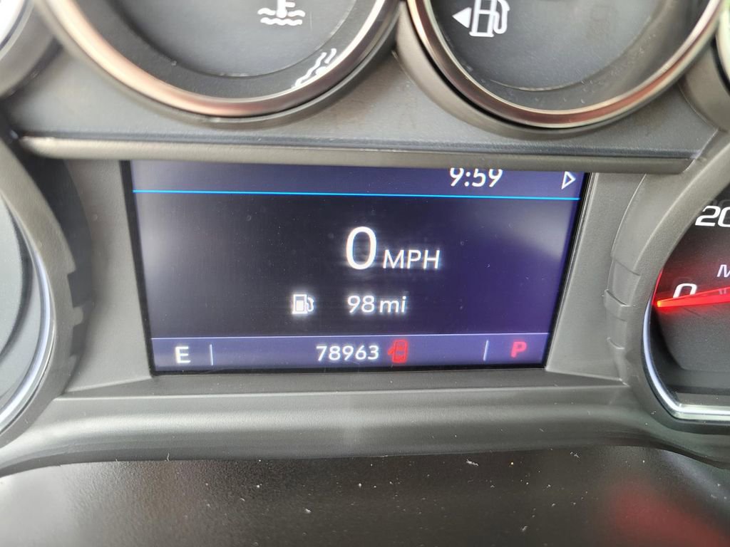 Used 2021 Chevrolet Silverado 1500 LT w/ Texas Edition Plus image 31