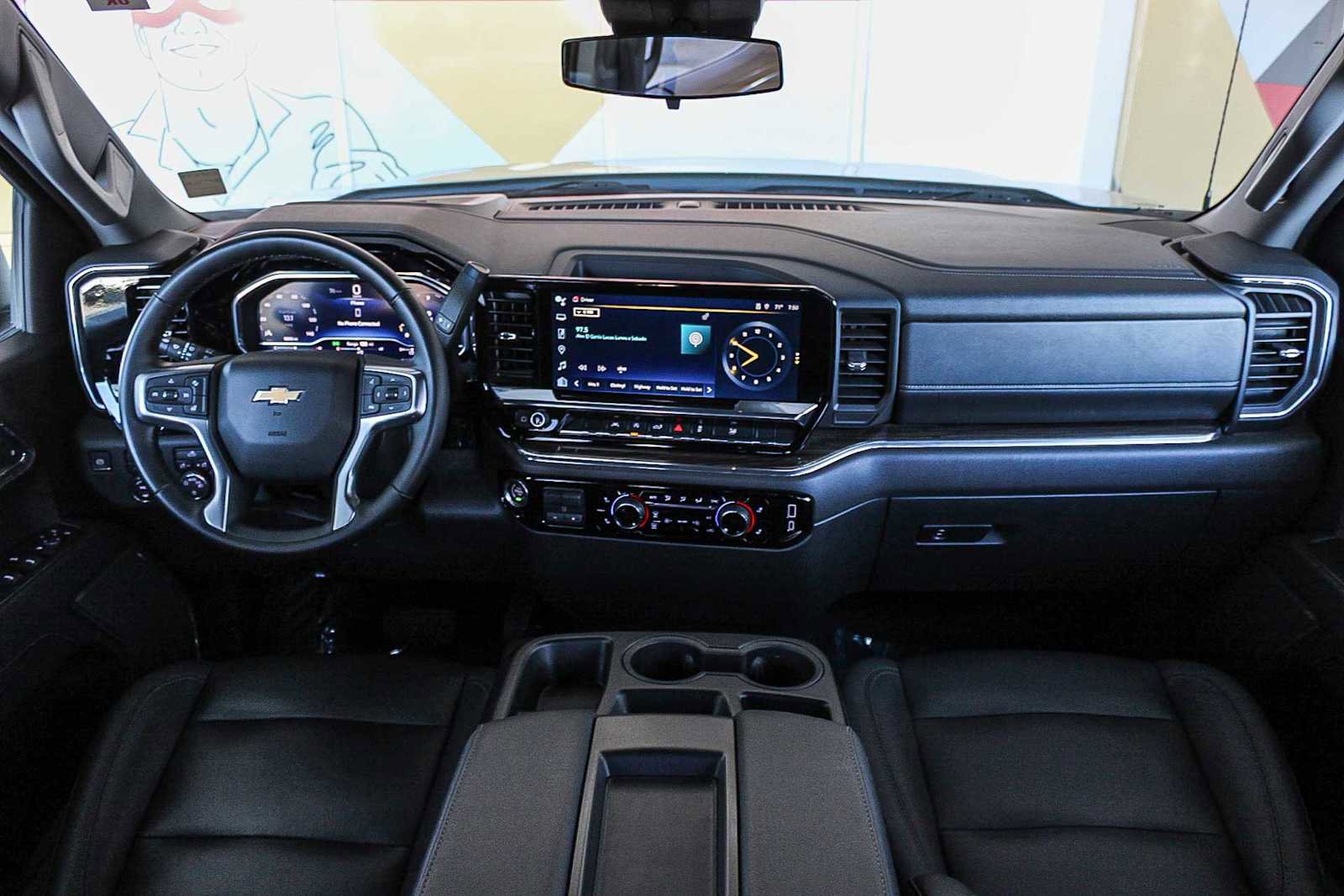 Used 2024 Chevrolet Silverado 1500 LT w/ Leather Package AWD/4WD image 12