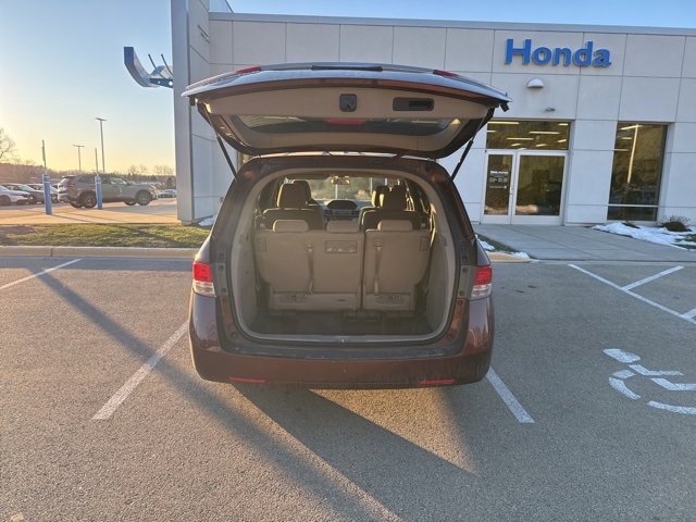 Used 2016 Honda Odyssey SE image 16