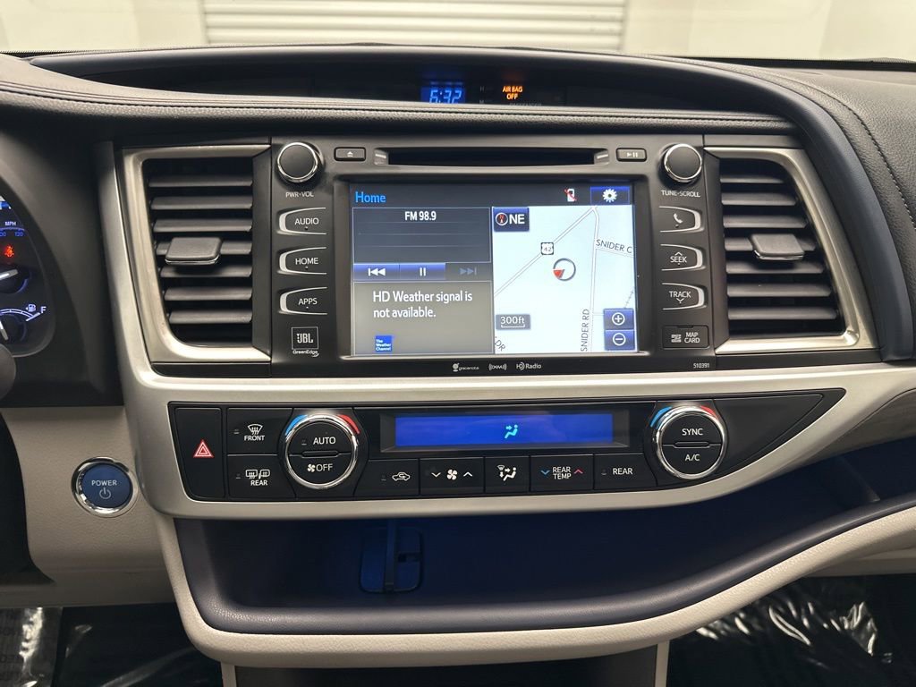 Used 2019 Toyota Highlander Limited image 22
