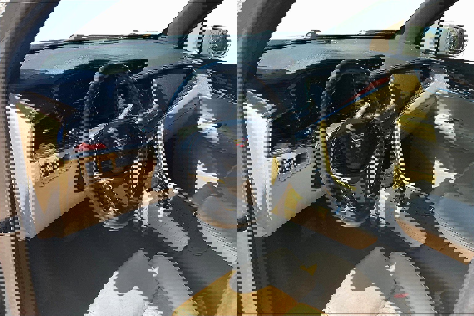 Used 2017 Cadillac XT5 Luxury w/ Driver Awareness Package image 10