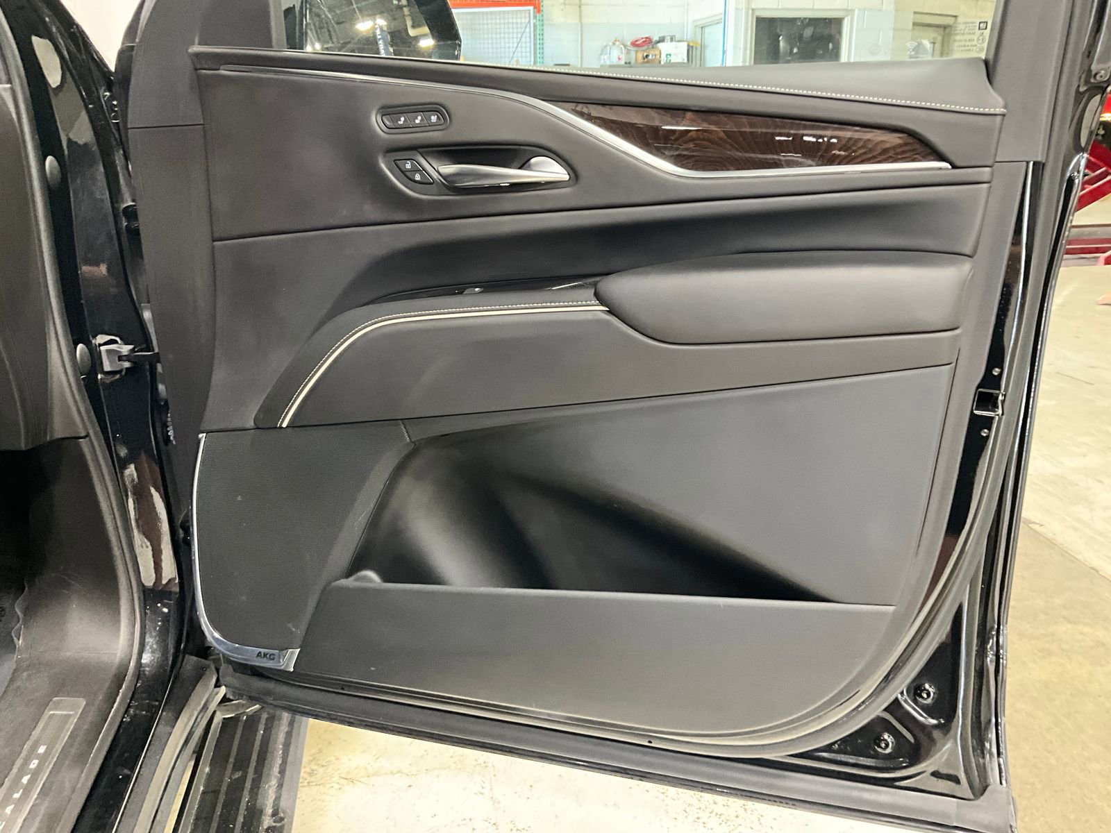 Used 2021 Cadillac Escalade Sport Platinum AWD/4WD image 21