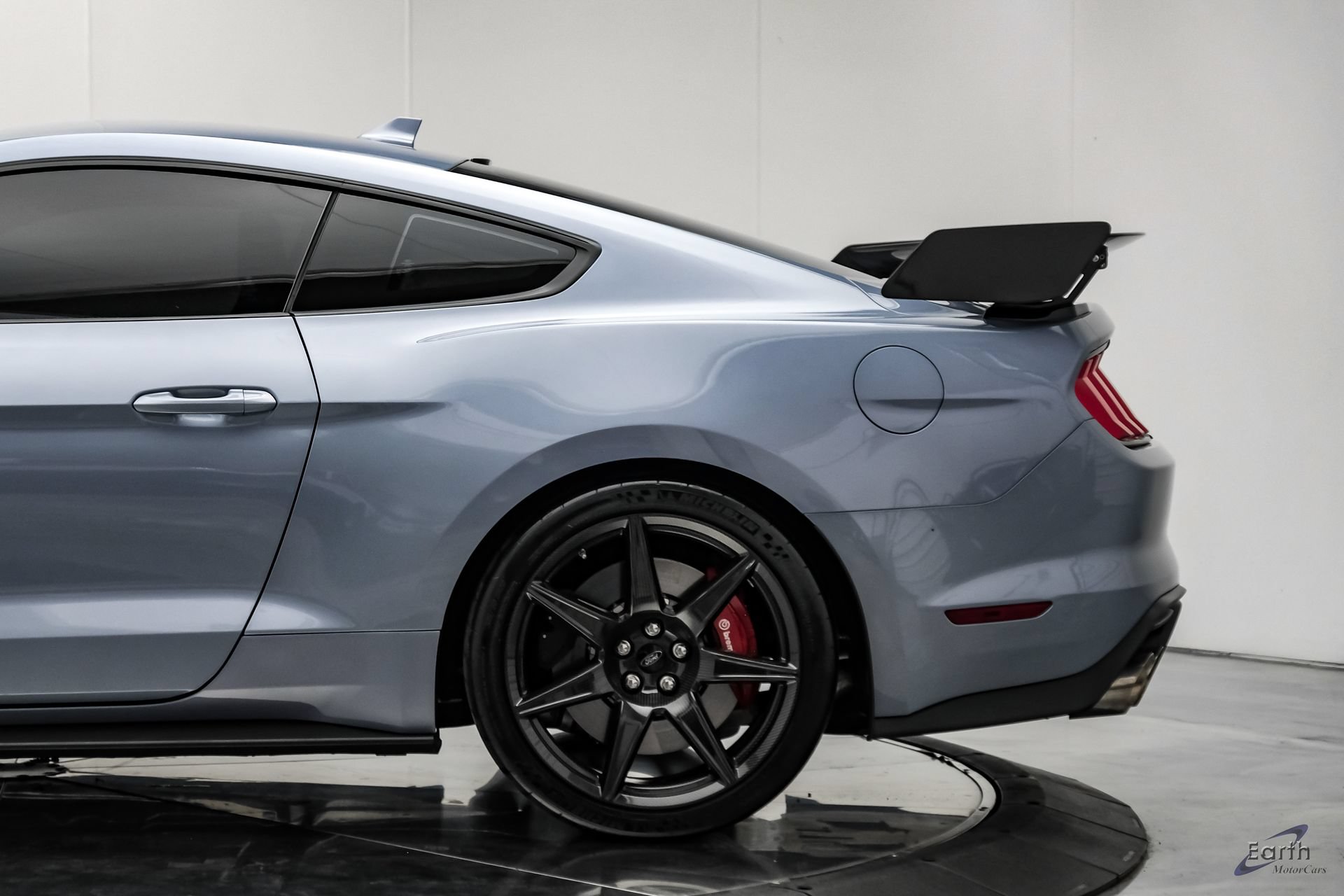 Used 2022 Ford Mustang Shelby GT500 w/ Carbon Fiber Track Pack RWD image 11
