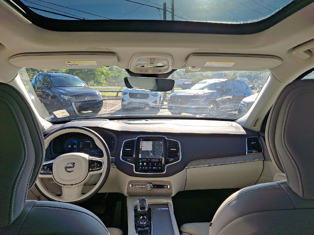 Certified 2025 Volvo XC90 T8 Ultra w/ Protection Package Premier AWD/4WD image 10