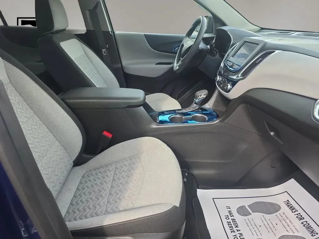 Used 2023 Chevrolet Equinox LS w/ LS Convenience Package AWD/4WD image 12