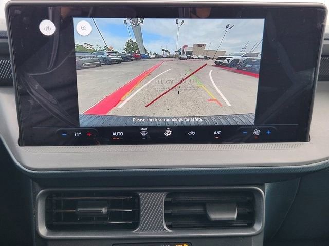 Used 2025 Ford Maverick XL w/ Equipment Group 102A image 16