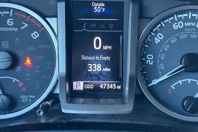 Certified 2022 Toyota Tacoma SR5 w/ Technology Package image 28