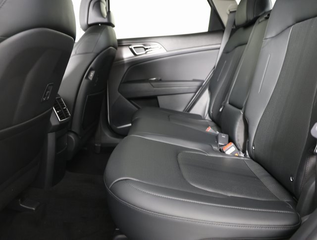 Certified 2026 Kia Sportage SX image 9