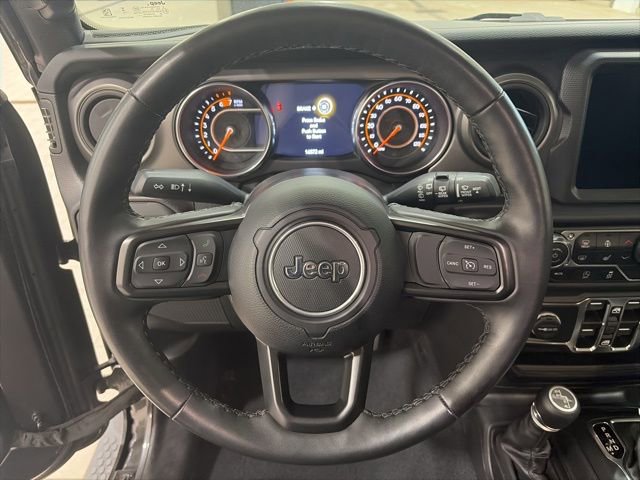 Used 2023 Jeep Wrangler Willys image 6