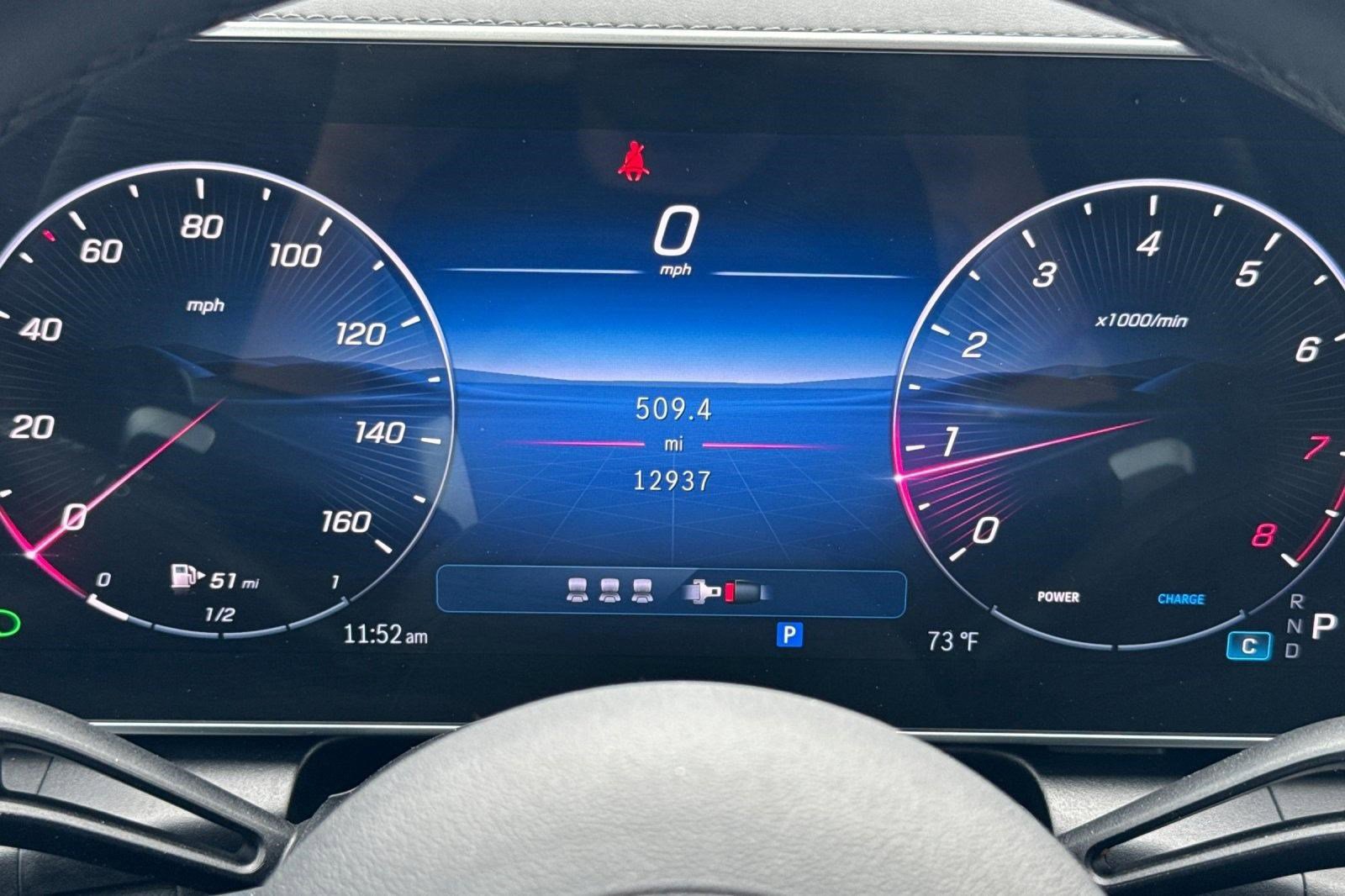 Used 2025 Mercedes-Benz GLC 300 4MATIC image 17