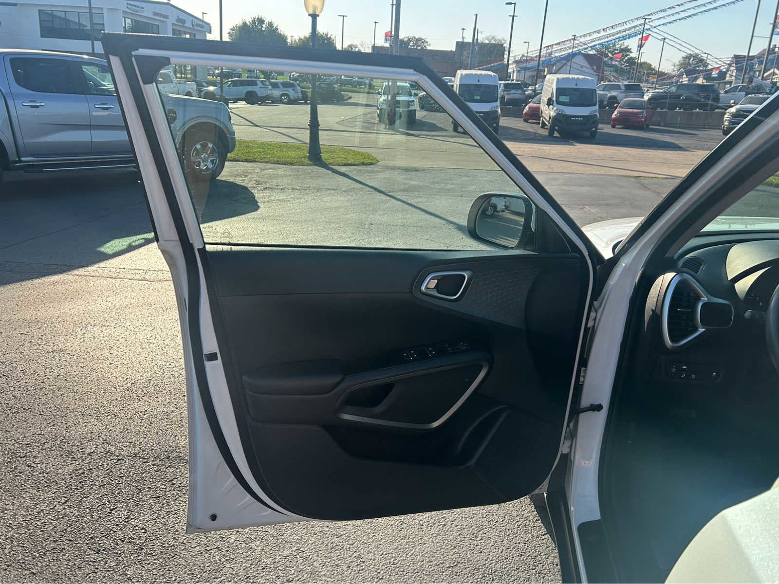 Used 2021 Kia Soul S image 14