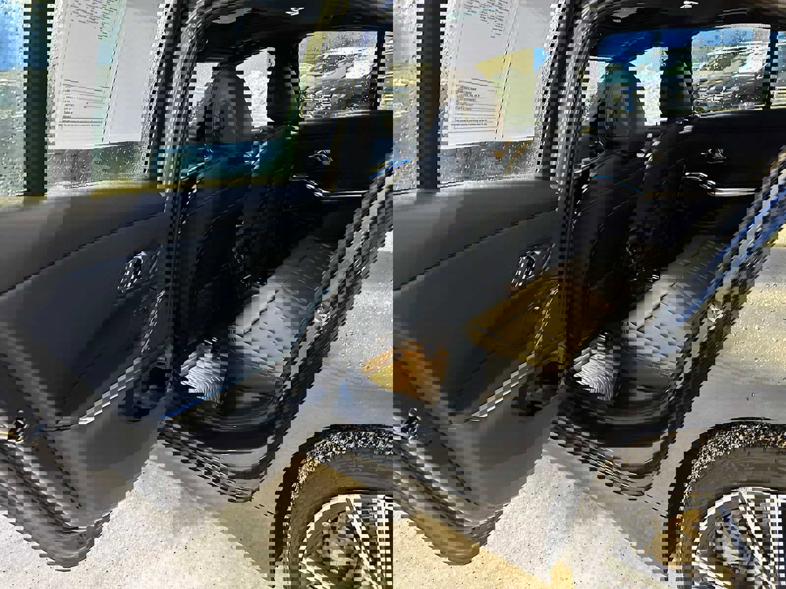 Used 2022 BMW 330e xDrive w/ Driving Assistance Package image 15