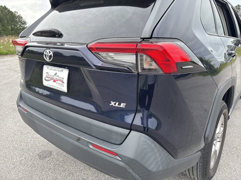 Used 2022 Toyota RAV4 XLE FWD image 29
