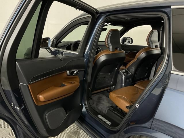 Certified 2024 Volvo XC90 T8 Ultimate AWD/4WD image 34