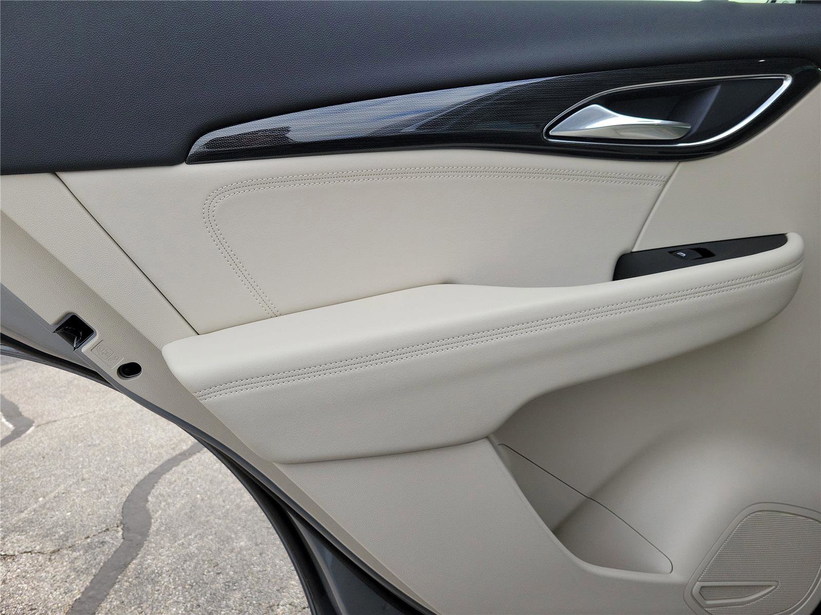 Used 2023 Buick Envision Preferred image 14