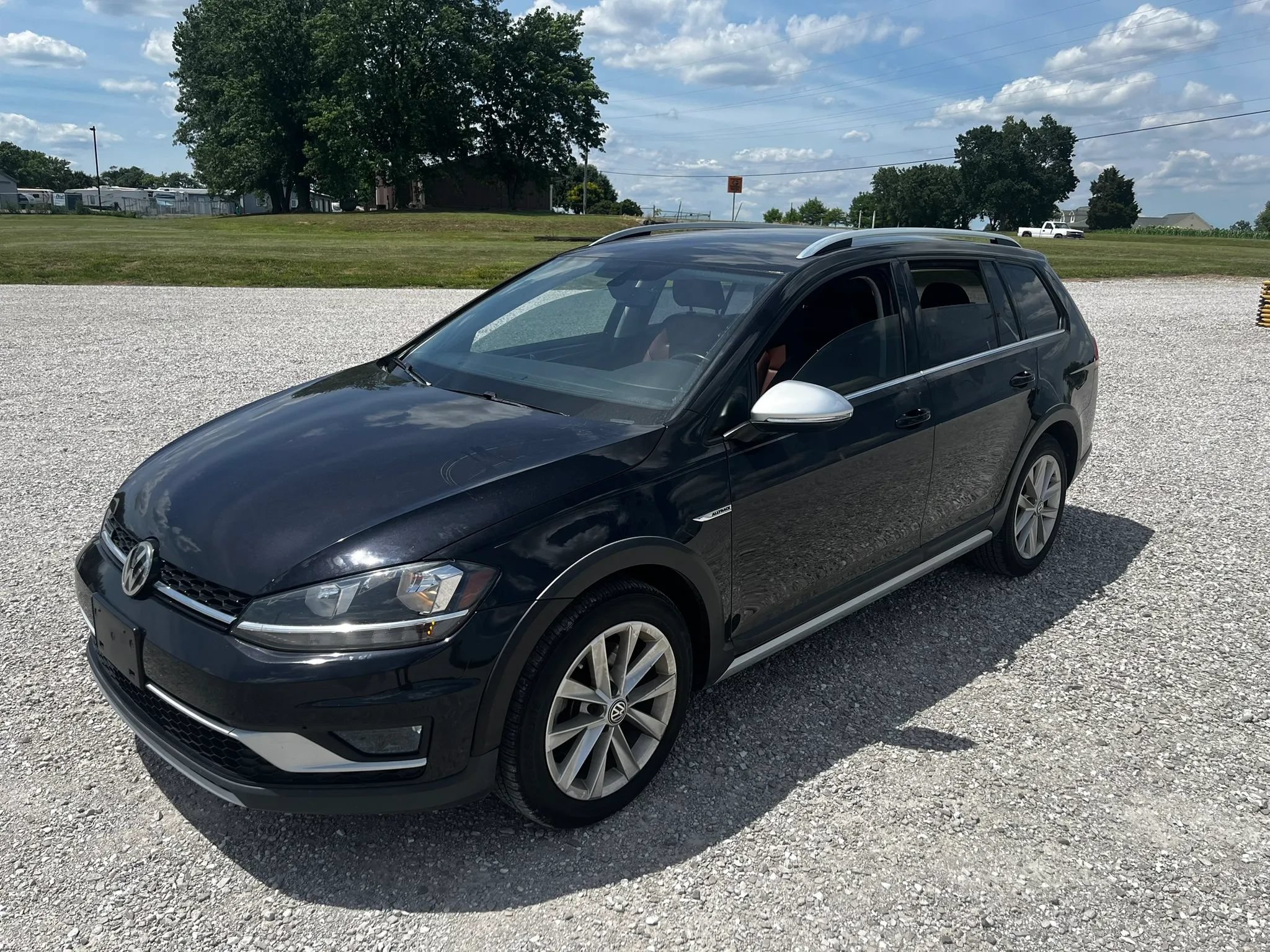 Used 2019 Volkswagen Golf Alltrack S AWD/4WD image 7