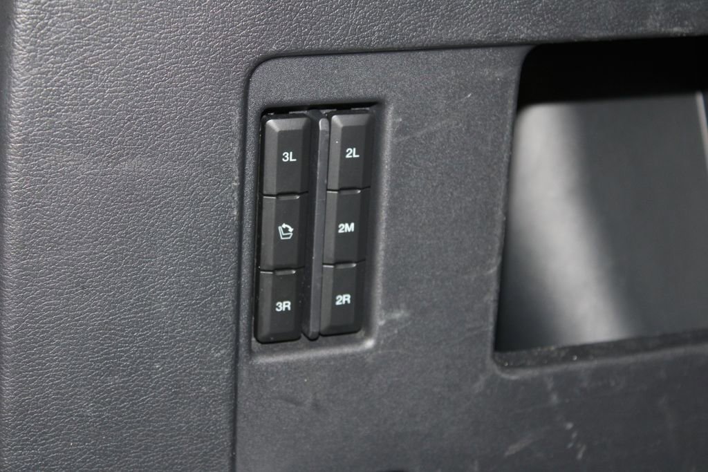 Used 2024 Ford Expedition Max XLT image 18