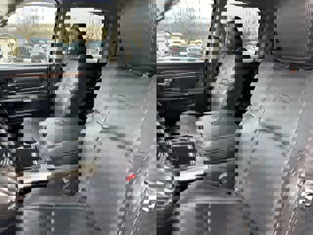 Used 2014 RAM 2500 Laramie image 4